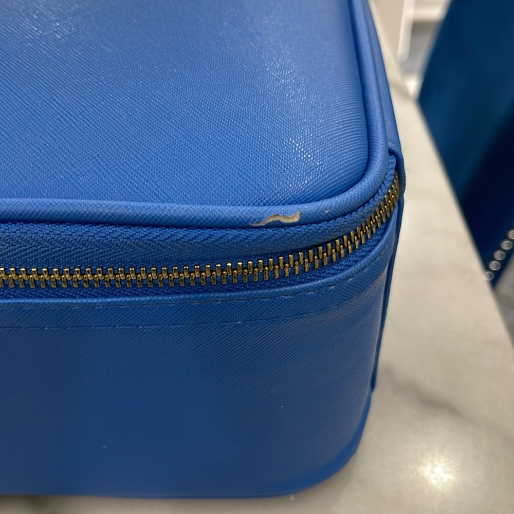 Makeup Case - Picture 12 of 16